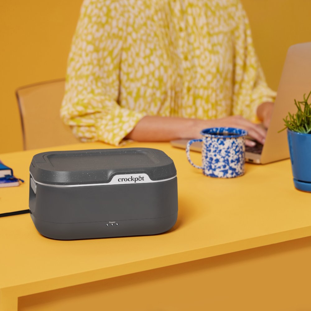 crock-pot-go-portable-food-warmer-electric-lunch-box-with-detachable-cord-s4 DC-39029-Crockpot_CPGO-ATF08-nogfx