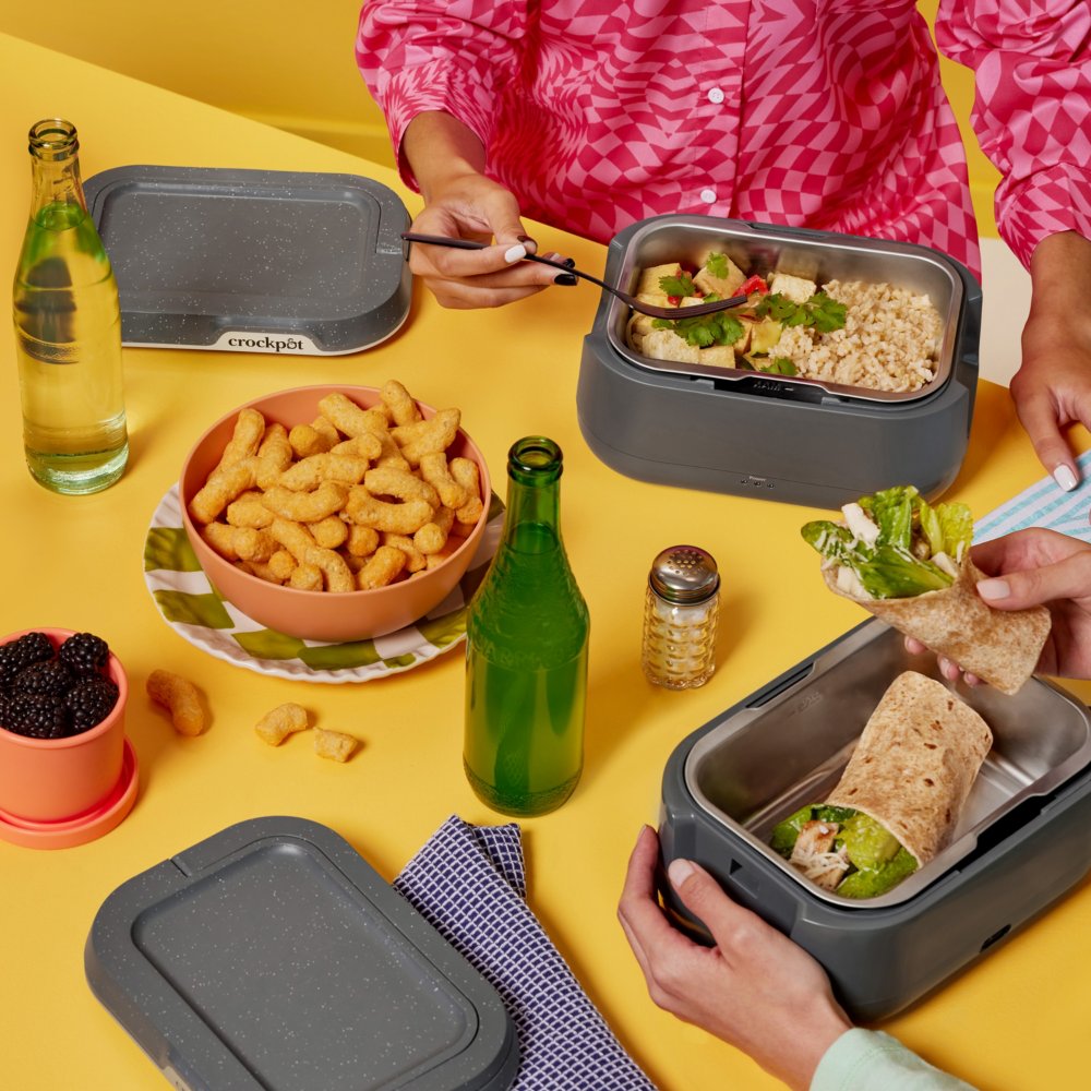 crock-pot-go-portable-food-warmer-electric-lunch-box-with-detachable-cord-s4 DC-39029-Crockpot_CPGO-ATF03-nogfx
