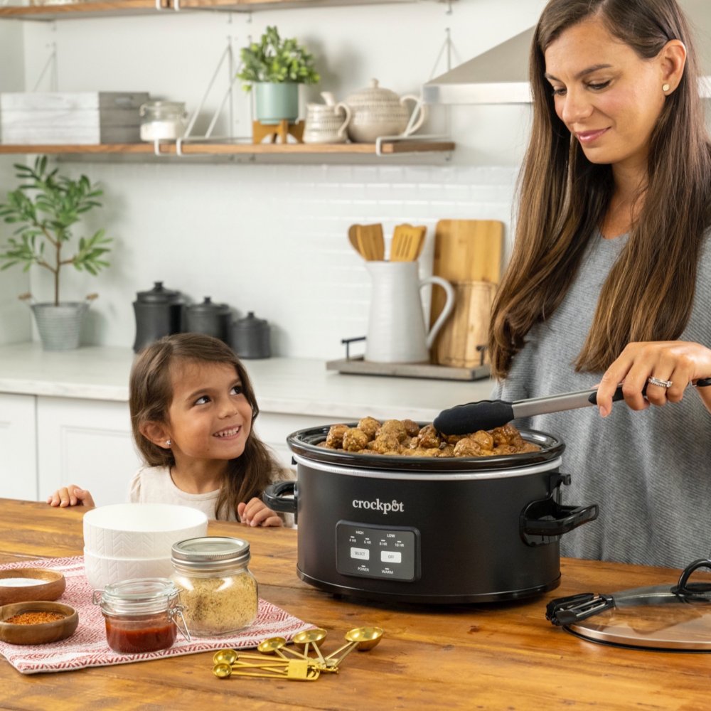 crock-pot-one-touch-control-6-quart-cook-and-carry-slow-cooker-matte-black-u0 Resized_2125185-3
